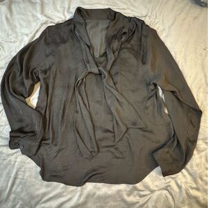 Zara Woman Black Blouse with Tie Detail

#1089